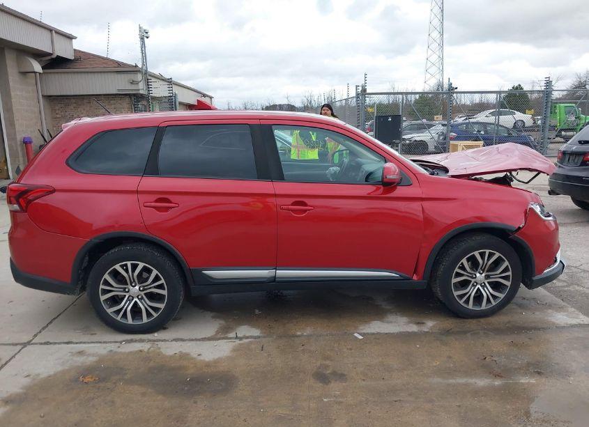 Photo 13 of 2016 Mitsubishi Outlander ES/SE/SEL (VIN JA4AZ3A33GZ065302)