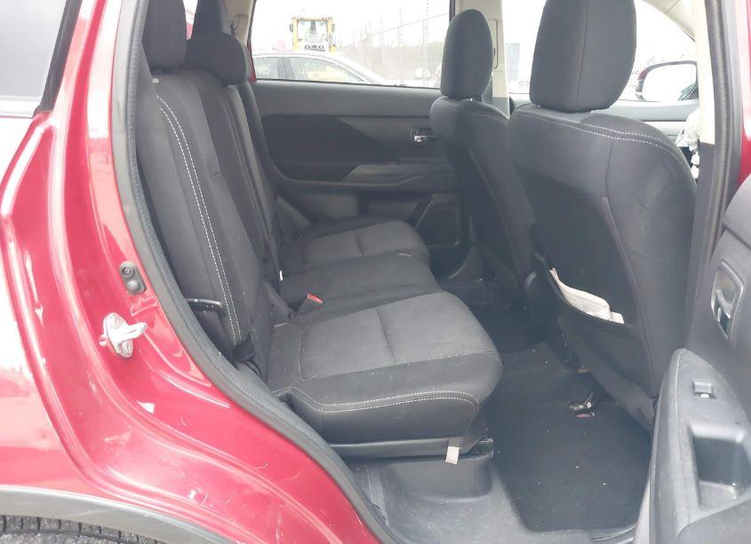 Photo 8 of 2016 Mitsubishi Outlander ES/SE/SEL (VIN JA4AZ3A33GZ065302)