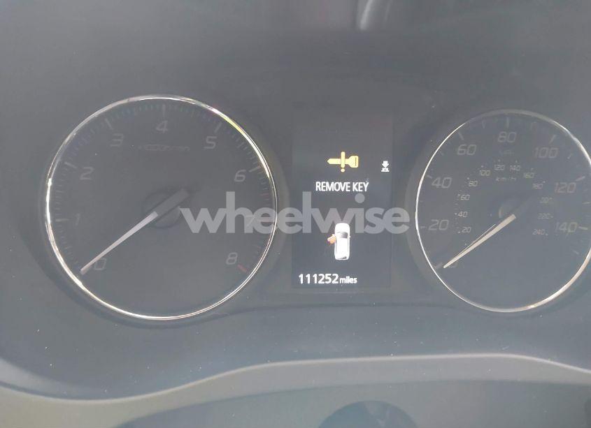 Photo 7 of 2018 Mitsubishi Outlander ES (VIN JA4AZ3A33JZ022117)