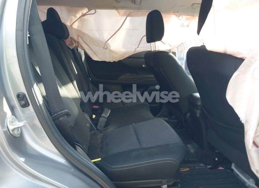 Photo 8 of 2018 Mitsubishi Outlander ES (VIN JA4AZ3A33JZ022117)