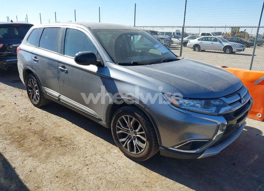2018 Mitsubishi Outlander ES (VIN JA4AZ3A33JZ058583) main photo