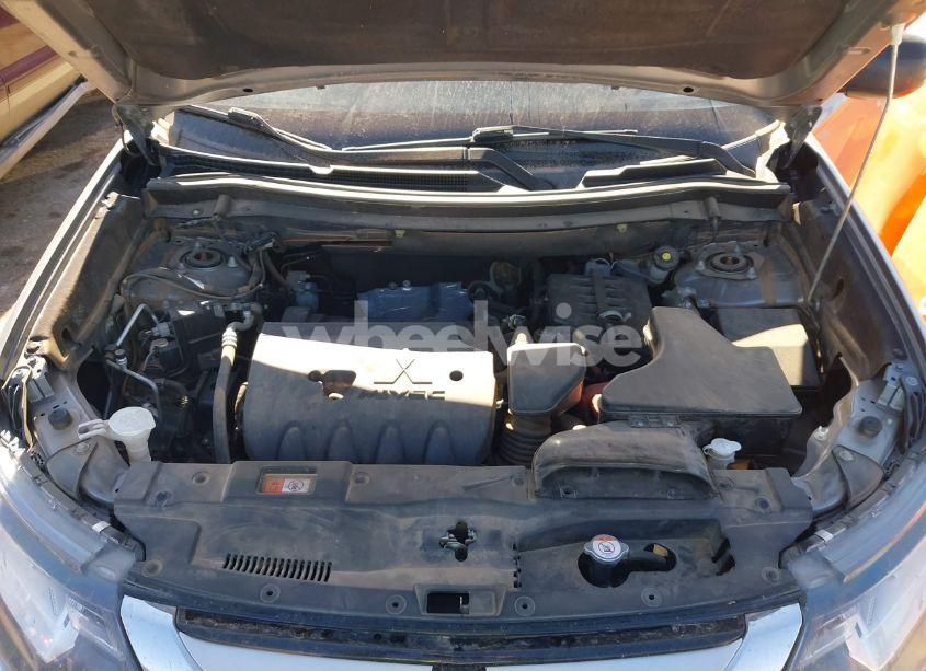 Photo 10 of 2018 Mitsubishi Outlander ES (VIN JA4AZ3A33JZ058583)