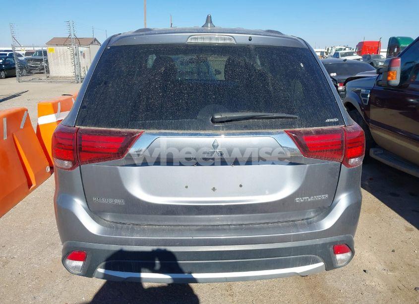 Photo 16 of 2018 Mitsubishi Outlander ES (VIN JA4AZ3A33JZ058583)