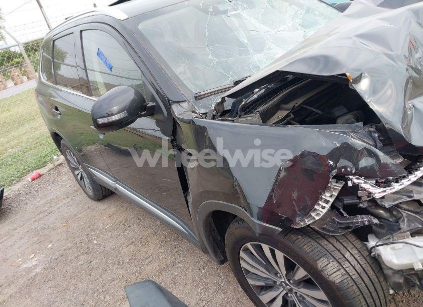 2020 Mitsubishi Outlander SEL 2.4 S-AWC (VIN JA4AZ3A33LZ023870) main photo