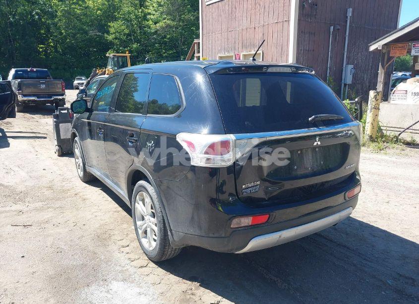 Photo 3 of 2015 Mitsubishi Outlander SE (VIN JA4AZ3A34FZ003275)