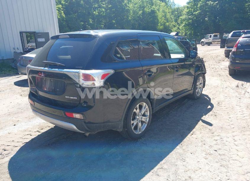 Photo 4 of 2015 Mitsubishi Outlander SE (VIN JA4AZ3A34FZ003275)