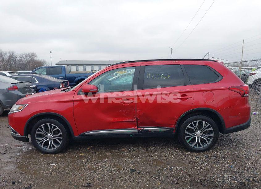 Photo 14 of 2016 Mitsubishi Outlander SEL (VIN JA4AZ3A34GZ020577)