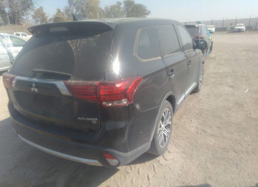 Photo 4 of 2017 Mitsubishi Outlander SE (VIN JA4AZ3A34HZ009189)
