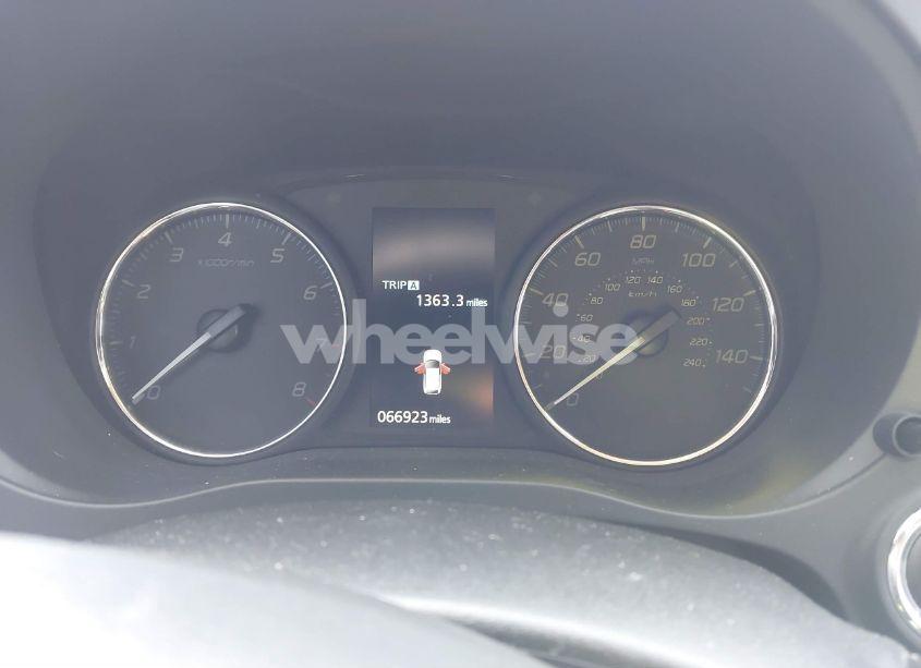 Photo 7 of 2017 Mitsubishi Outlander SE/SEL (VIN JA4AZ3A34HZ038160)