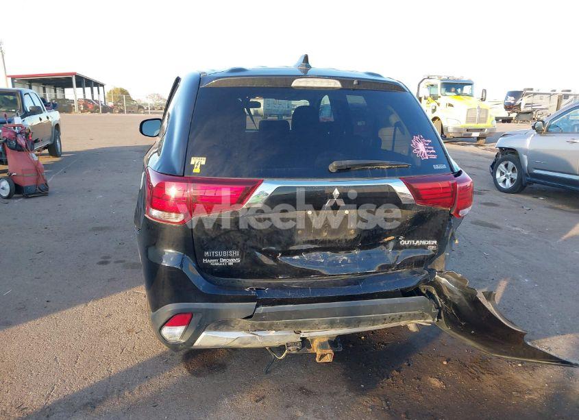 Photo 6 of 2017 Mitsubishi Outlander SE (VIN JA4AZ3A34HZ051202)