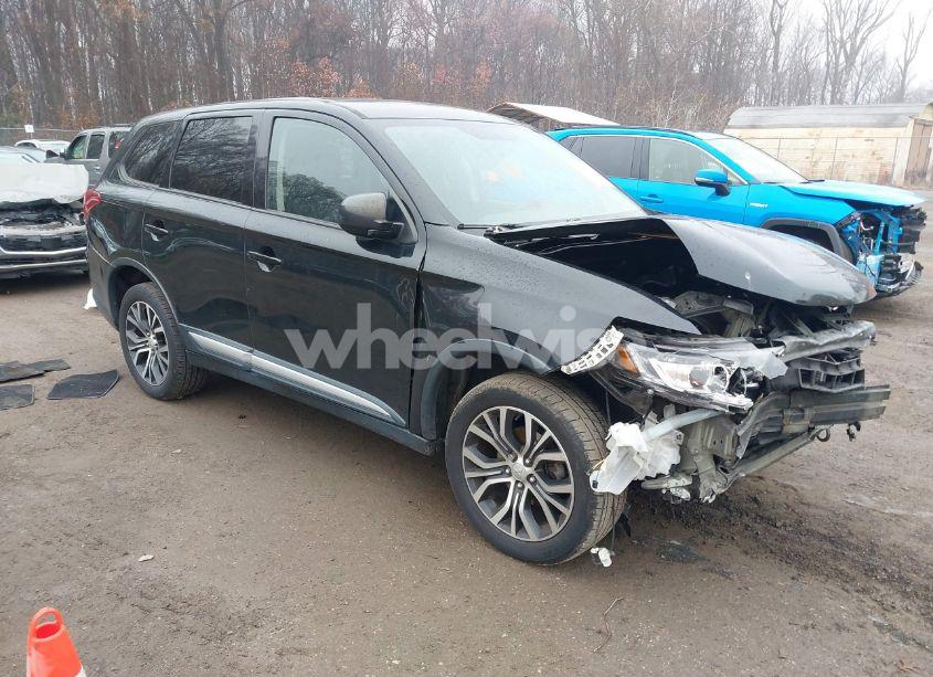 2018 Mitsubishi Outlander ES (VIN JA4AZ3A34JZ061721) main photo