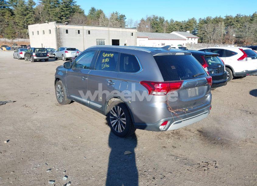 Photo 3 of 2019 Mitsubishi Outlander SEL (VIN JA4AZ3A34KZ041518)