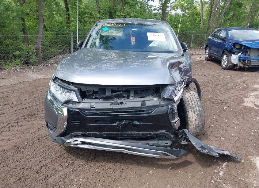 Photo 12 of 2019 Mitsubishi Outlander SE (VIN JA4AZ3A34KZ042300)