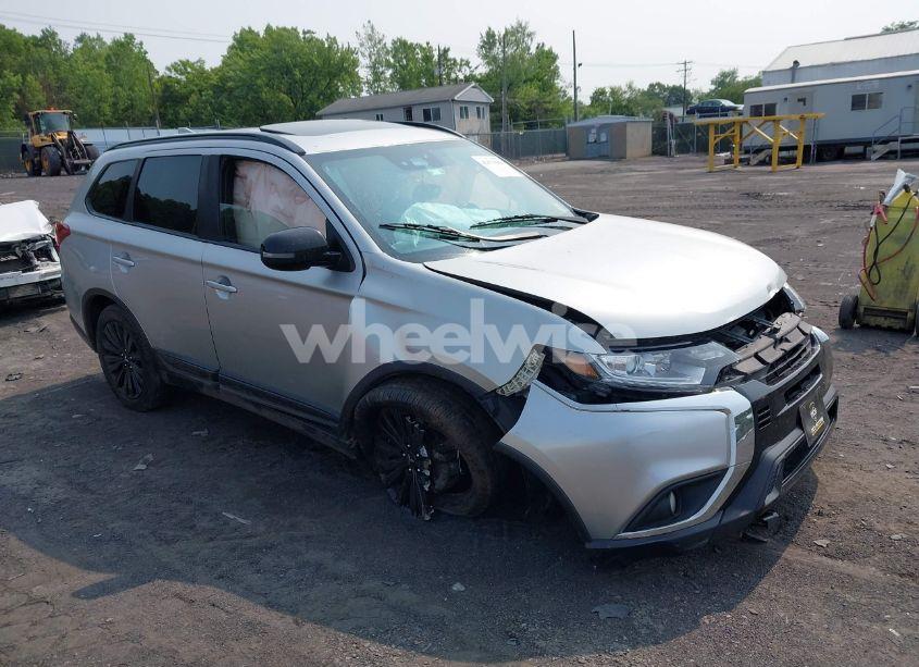 2020 Mitsubishi Outlander LE 2.4 S-AWC (VIN JA4AZ3A34LZ004714) main photo