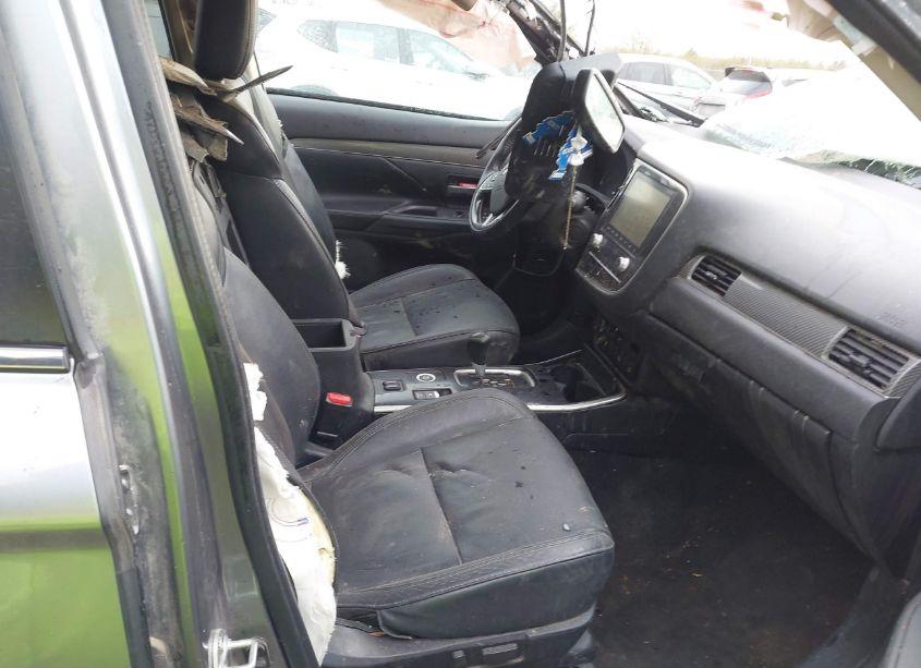 Photo 5 of 2020 Mitsubishi Outlander SEL 2.4 (VIN JA4AZ3A34LZ027135)