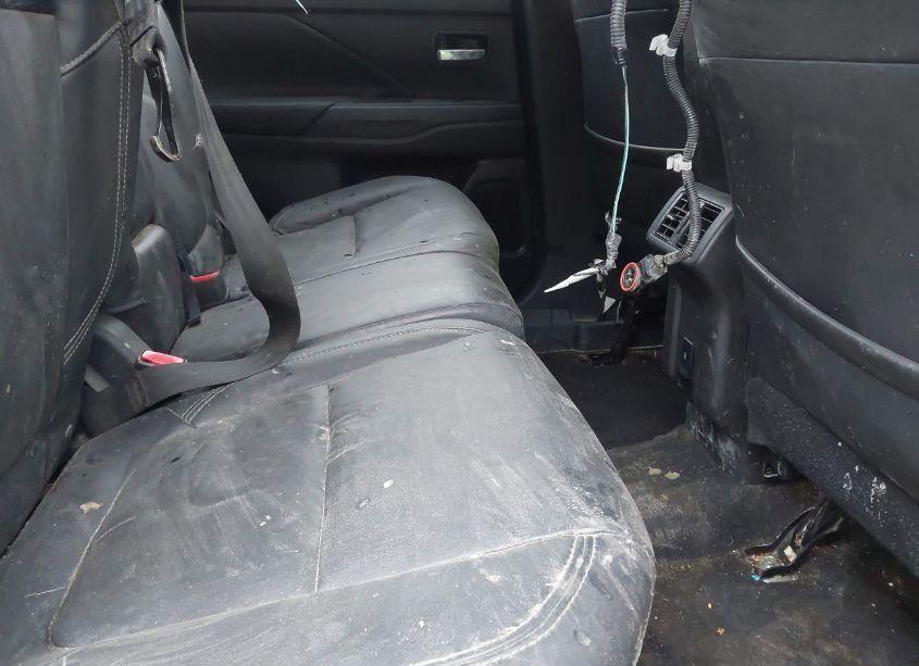 Photo 8 of 2020 Mitsubishi Outlander SEL 2.4 (VIN JA4AZ3A34LZ027135)