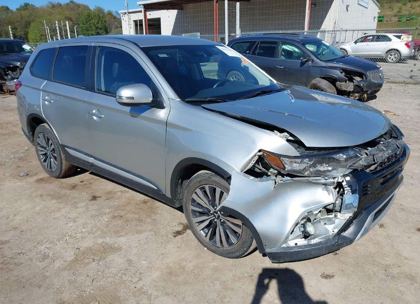 2020 Mitsubishi Outlander (VIN JA4AZ3A34LZ047210) main photo