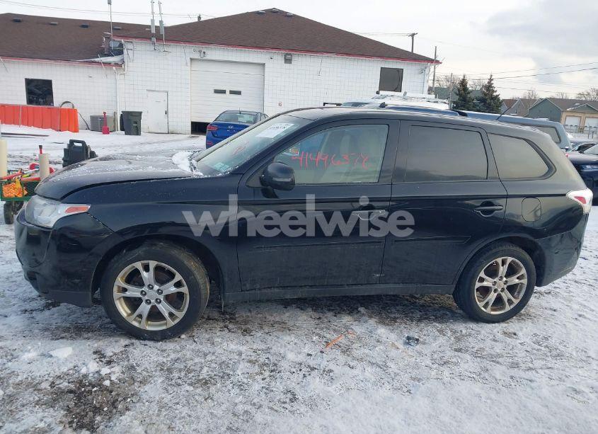 Photo 14 of 2014 Mitsubishi Outlander SE (VIN JA4AZ3A35EZ005955)
