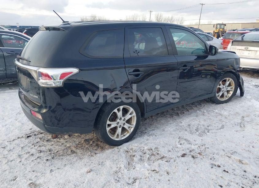 Photo 4 of 2014 Mitsubishi Outlander SE (VIN JA4AZ3A35EZ005955)