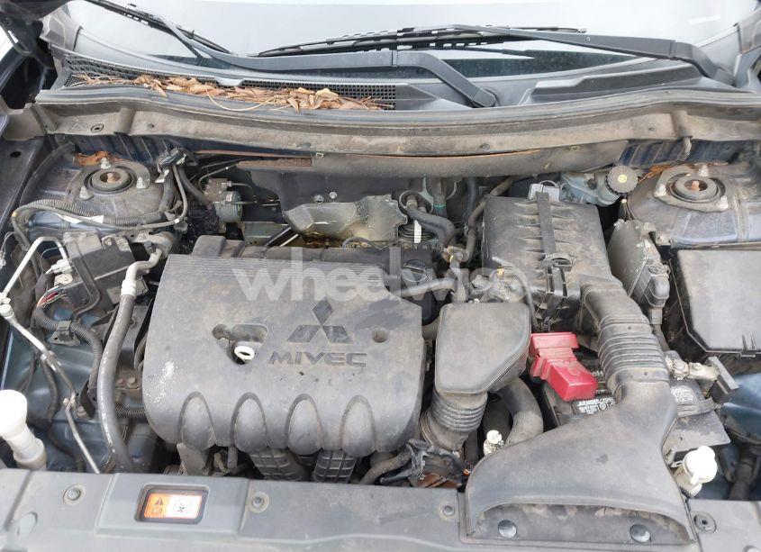 Photo 10 of 2015 Mitsubishi Outlander SE (VIN JA4AZ3A35FZ002328)