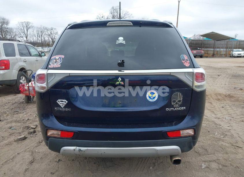 Photo 12 of 2015 Mitsubishi Outlander SE (VIN JA4AZ3A35FZ002328)