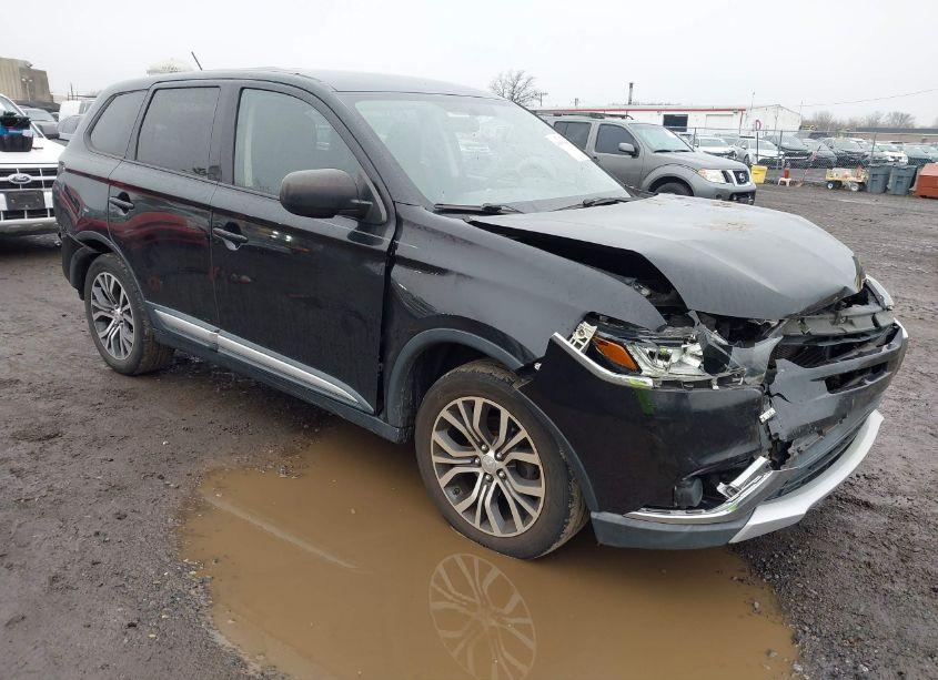 2016 Mitsubishi Outlander ES (VIN JA4AZ3A35GZ063700) main photo