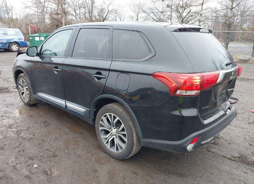 Photo 3 of 2016 Mitsubishi Outlander ES (VIN JA4AZ3A35GZ063700)