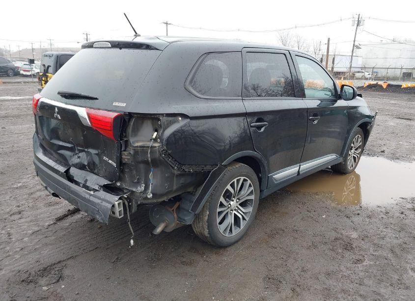 Photo 4 of 2016 Mitsubishi Outlander ES (VIN JA4AZ3A35GZ063700)