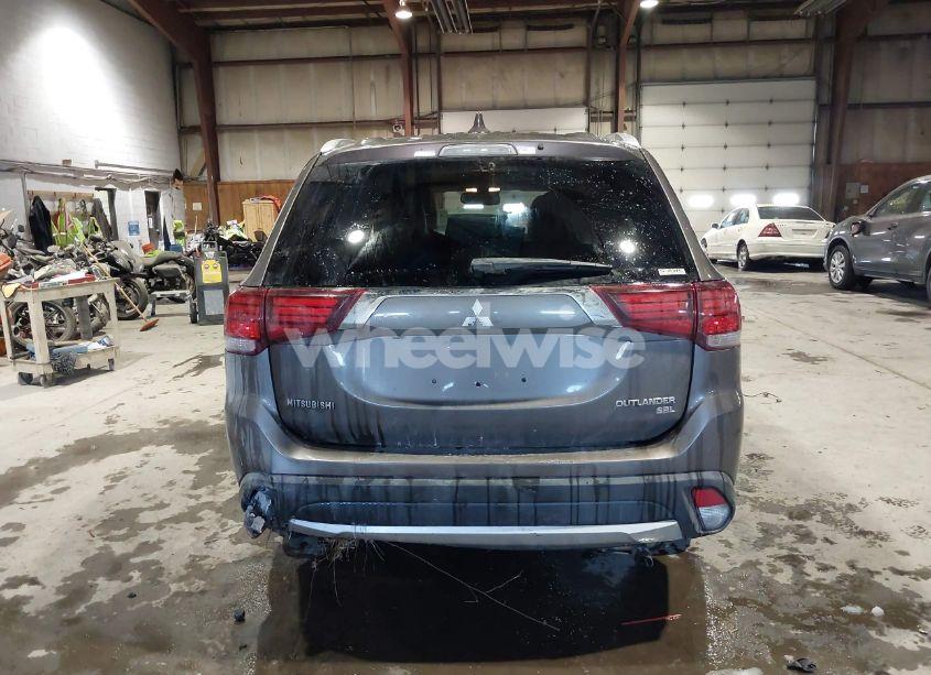 Photo 16 of 2017 Mitsubishi Outlander SEL (VIN JA4AZ3A35HZ069126)