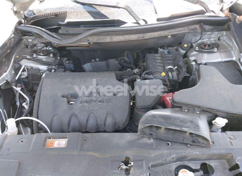 Photo 10 of 2019 Mitsubishi Outlander ES (VIN JA4AZ3A35KZ003568)