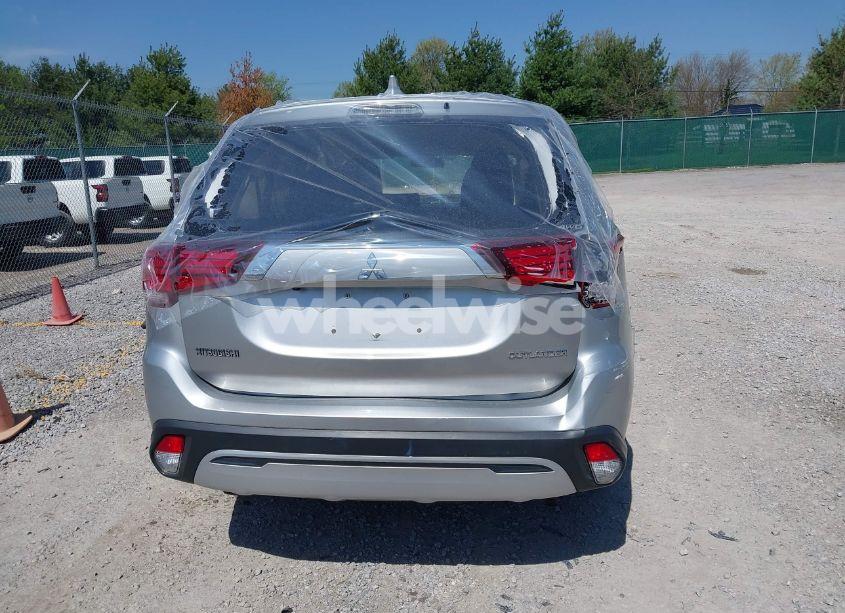 Photo 16 of 2019 Mitsubishi Outlander ES (VIN JA4AZ3A35KZ003568)