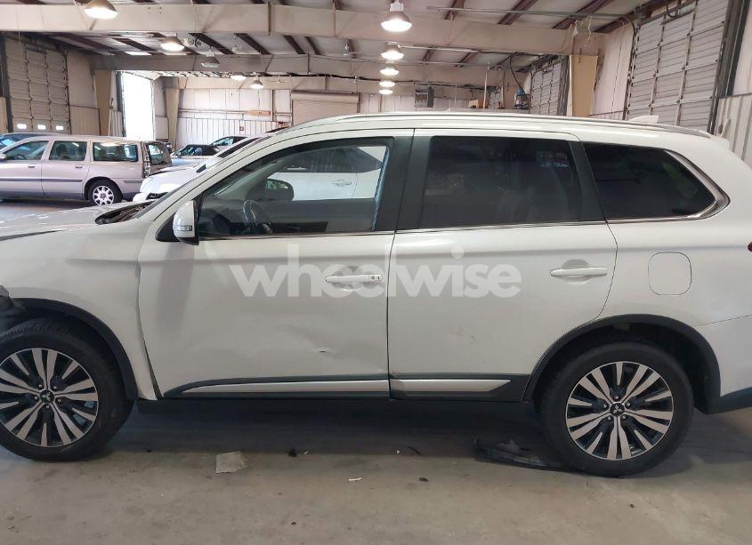 Photo 14 of 2019 Mitsubishi Outlander SEL (VIN JA4AZ3A35KZ023268)