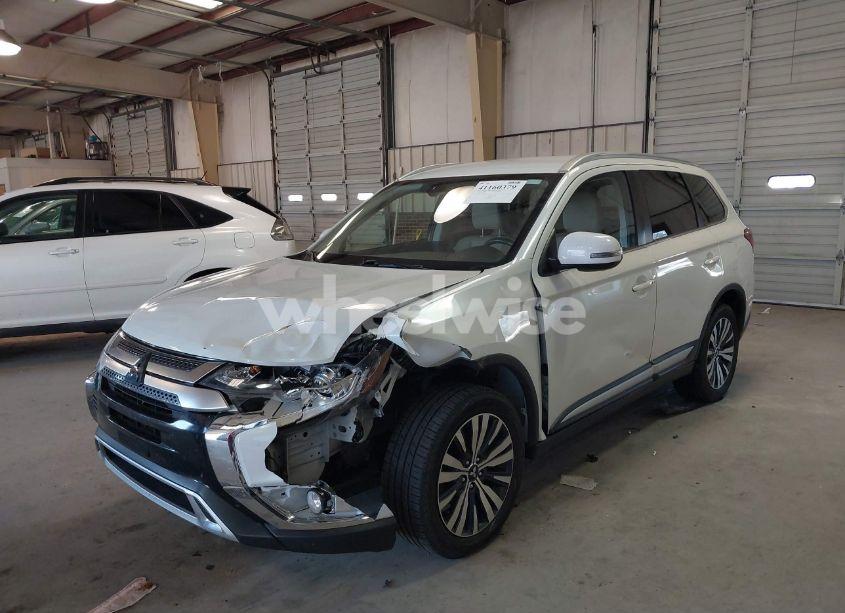Photo 2 of 2019 Mitsubishi Outlander SEL (VIN JA4AZ3A35KZ023268)