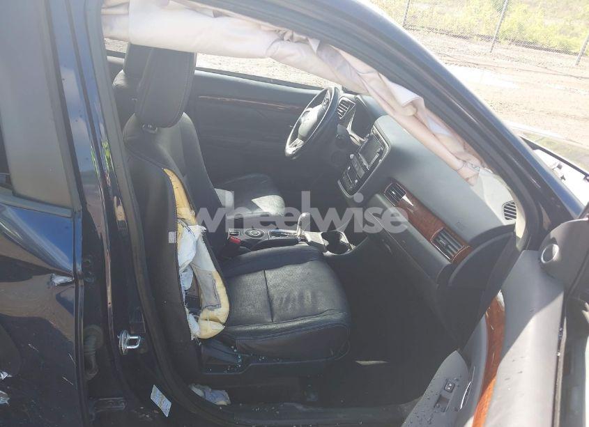 Photo 5 of 2014 Mitsubishi Outlander SE (VIN JA4AZ3A36EZ006533)