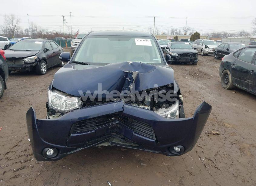 Photo 12 of 2014 Mitsubishi Outlander SE (VIN JA4AZ3A36EZ016155)