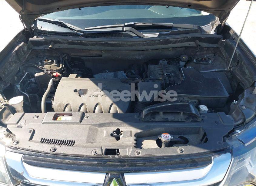 Photo 10 of 2016 Mitsubishi Outlander ES/SE/SEL (VIN JA4AZ3A36GZ018927)