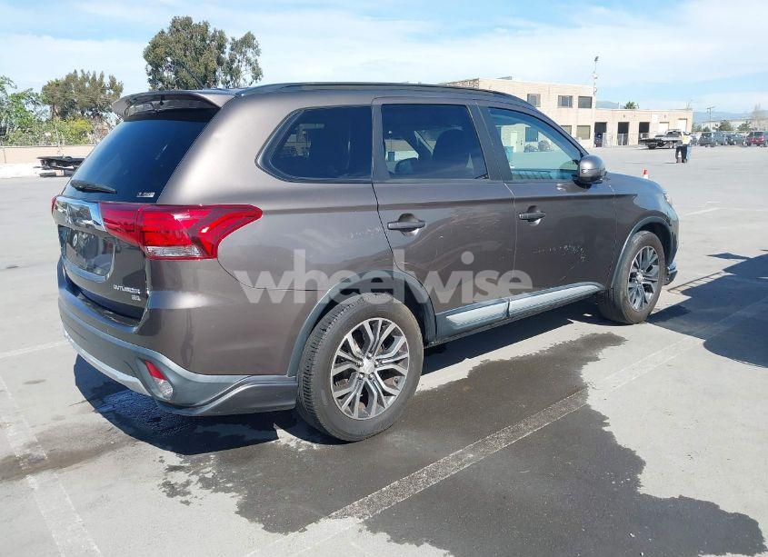 Photo 4 of 2016 Mitsubishi Outlander ES/SE/SEL (VIN JA4AZ3A36GZ018927)