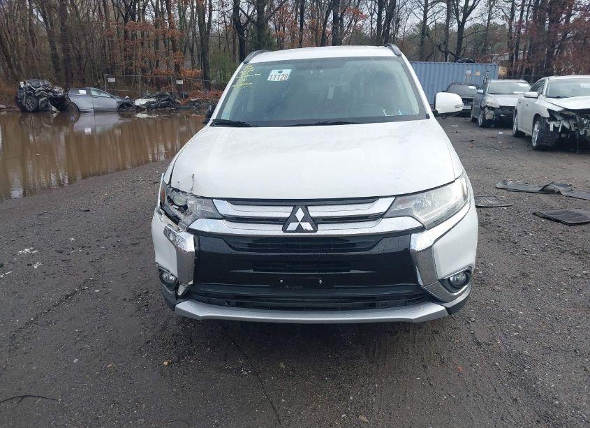 Photo 12 of 2016 Mitsubishi Outlander SEL (VIN JA4AZ3A36GZ024145)