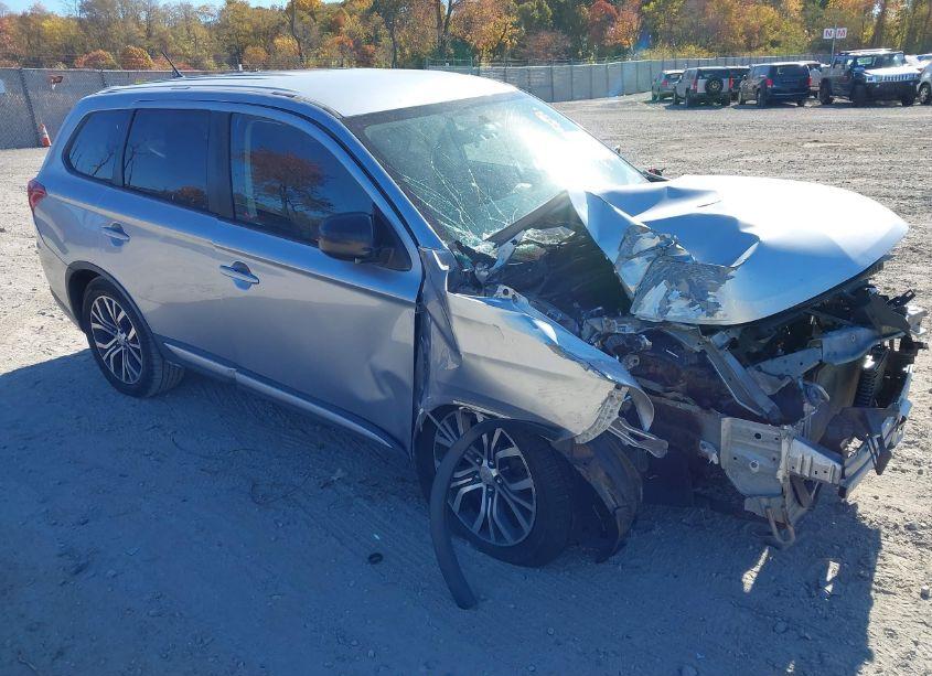 2016 Mitsubishi Outlander ES (VIN JA4AZ3A36GZ040863) main photo