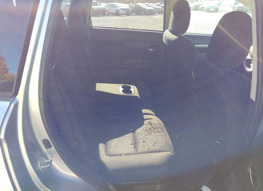 Photo 8 of 2016 Mitsubishi Outlander ES (VIN JA4AZ3A36GZ040863)