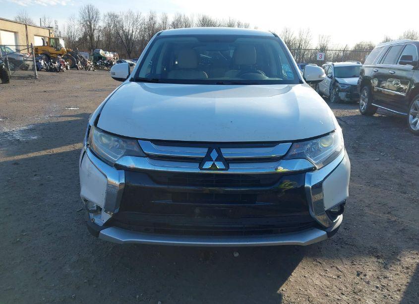 Photo 12 of 2017 Mitsubishi Outlander SE (VIN JA4AZ3A36HZ053551)