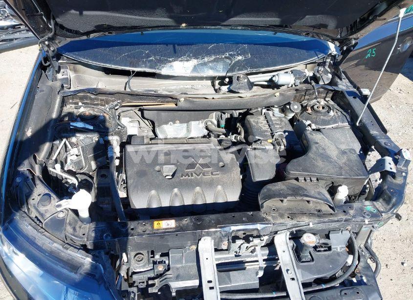 Photo 10 of 2017 Mitsubishi Outlander SE (VIN JA4AZ3A36HZ054330)