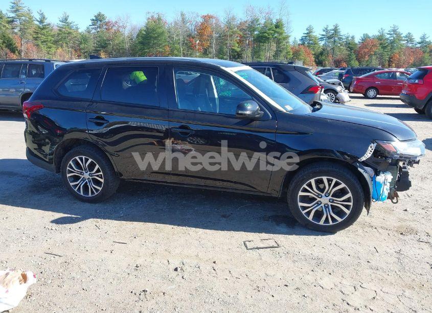 Photo 14 of 2017 Mitsubishi Outlander SE (VIN JA4AZ3A36HZ054330)