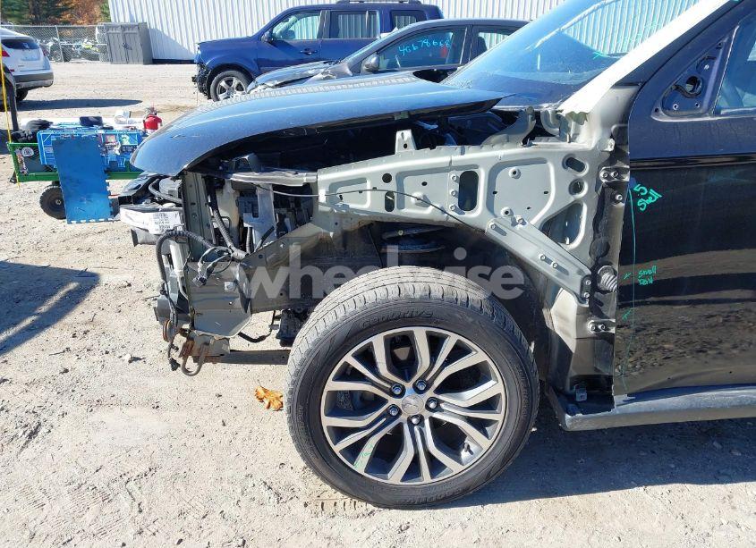 Photo 18 of 2017 Mitsubishi Outlander SE (VIN JA4AZ3A36HZ054330)