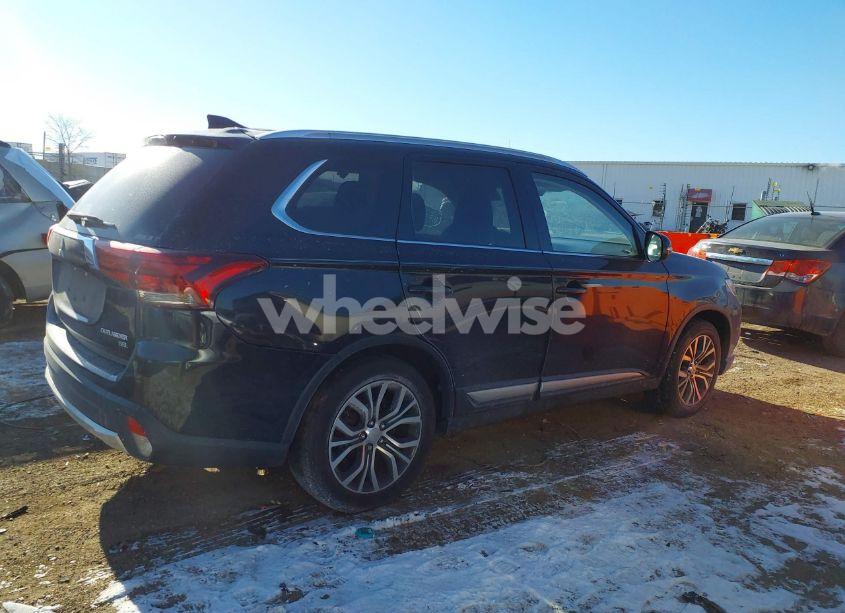 Photo 13 of 2017 Mitsubishi Outlander SEL (VIN JA4AZ3A36HZ058362)
