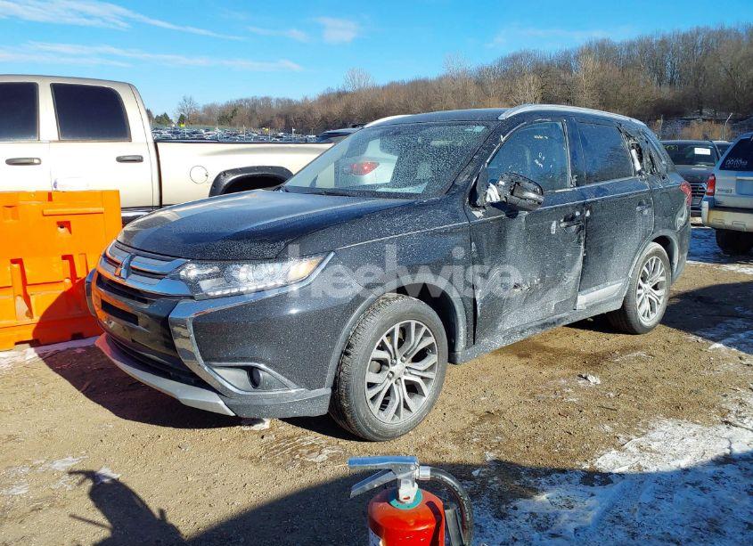Photo 2 of 2017 Mitsubishi Outlander SEL (VIN JA4AZ3A36HZ058362)