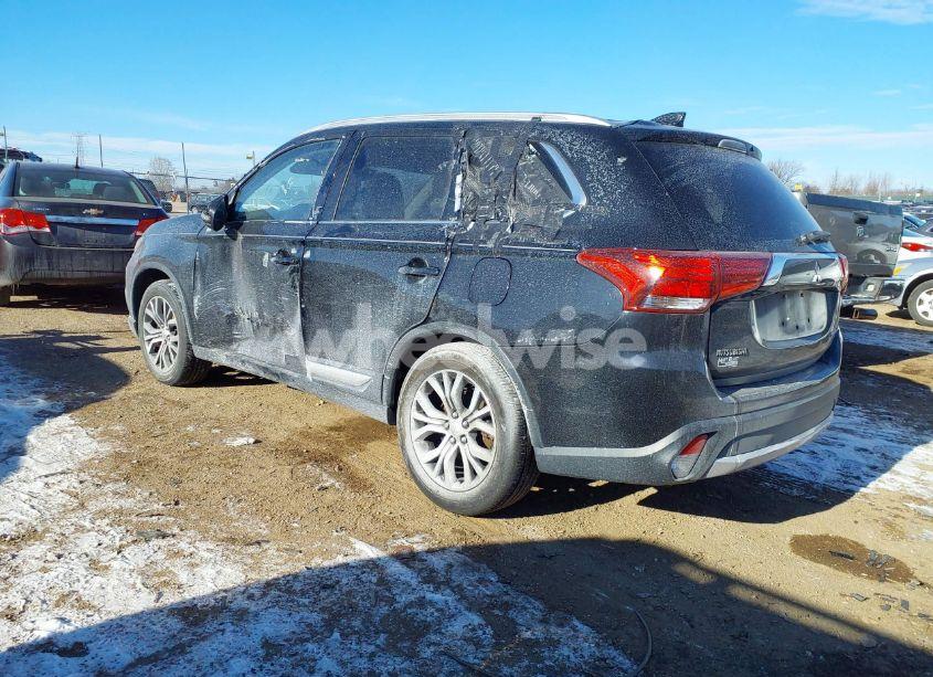 Photo 3 of 2017 Mitsubishi Outlander SEL (VIN JA4AZ3A36HZ058362)