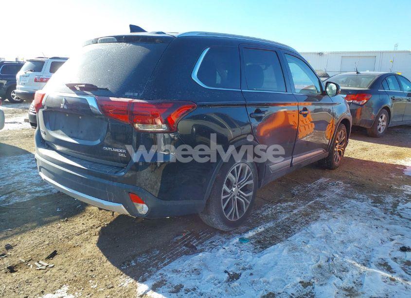 Photo 4 of 2017 Mitsubishi Outlander SEL (VIN JA4AZ3A36HZ058362)