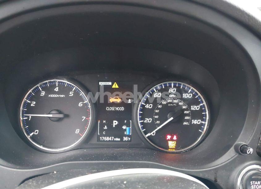 Photo 7 of 2018 Mitsubishi Outlander SEL (VIN JA4AZ3A36JJ000675)