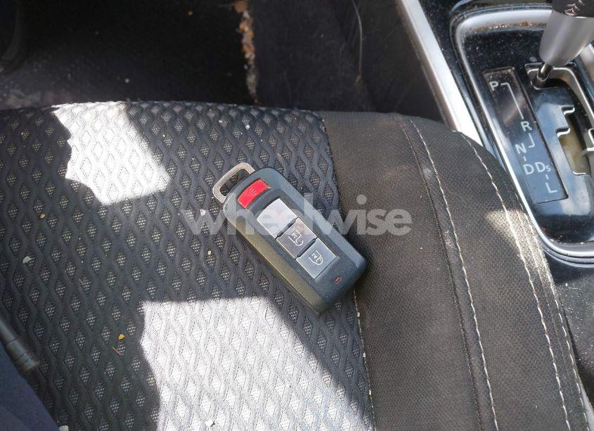 Photo 11 of 2018 Mitsubishi Outlander LE (VIN JA4AZ3A36JZ049294)